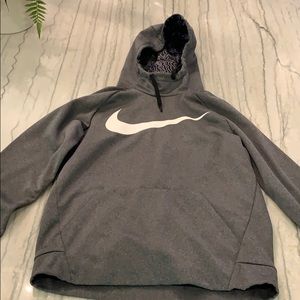 Grey men’s Nike sweatshirt hoodie size Medium